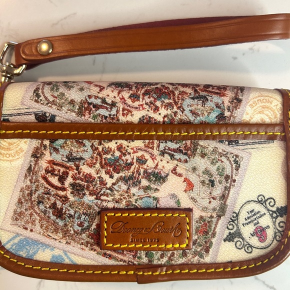 Dooney & Bourke Disney Parks Map Flap Wristlet – NWT, Rare Print - Picture 6 of 9